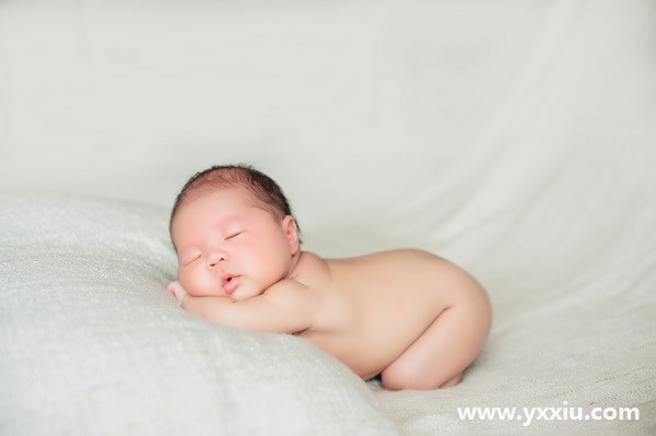 宝宝满周电子相册,在短暂的一周内怎样选择更好的照片? 宝宝满周电子相册,在短暂的一周内怎样选择更好的照片?