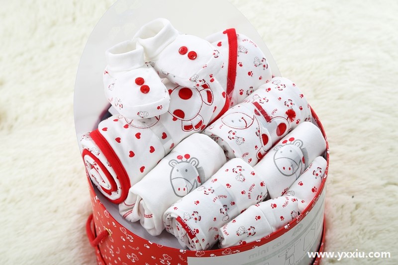 添丁之喜大家齐欢乐 满月男孩送什么礼物好