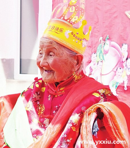 百岁老人生日快乐祝福语,想好送给爷爷奶奶的祝福语没?